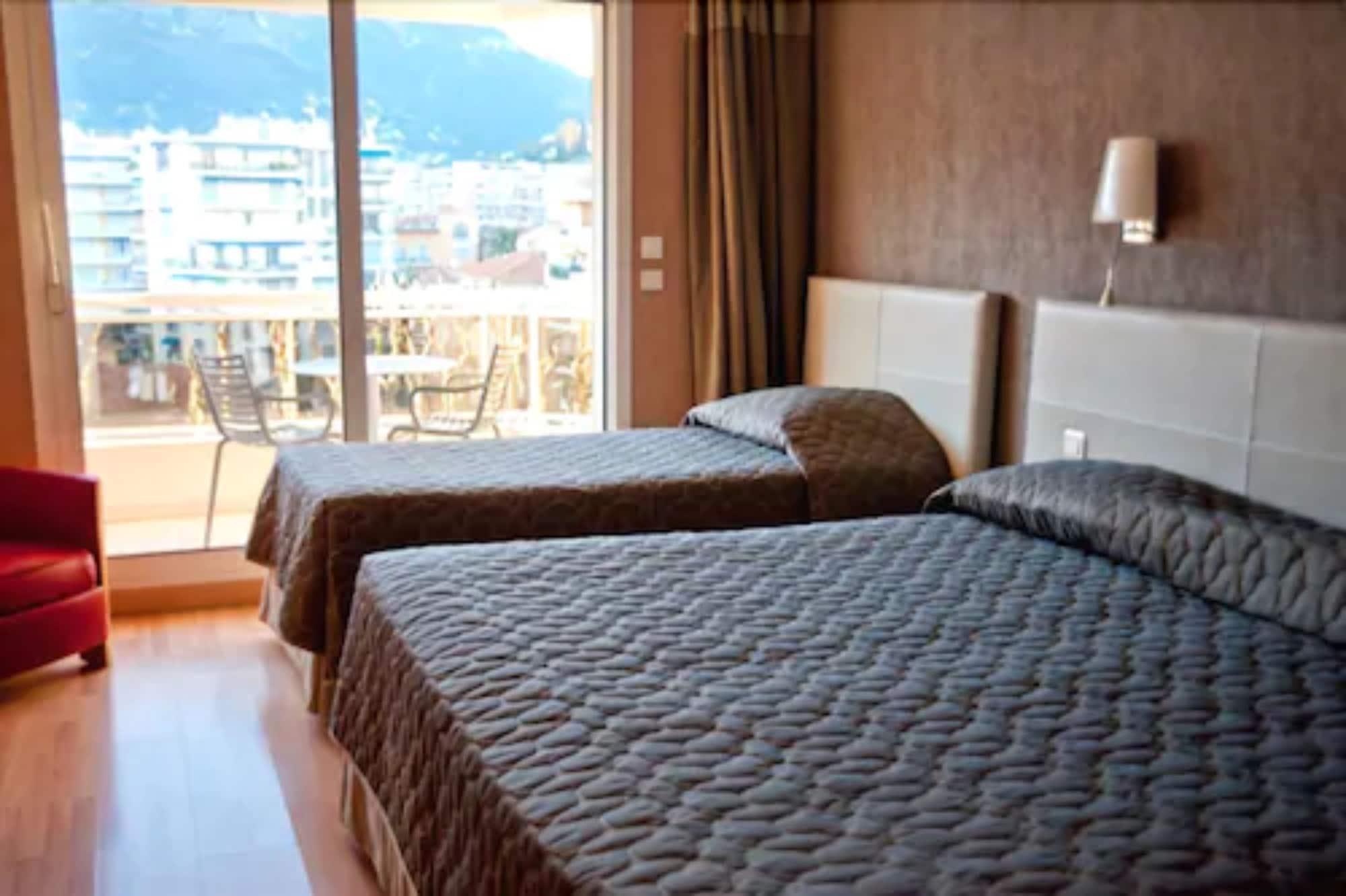 Hotel Riva Art & Spa ม็องตง ภายนอก รูปภาพ